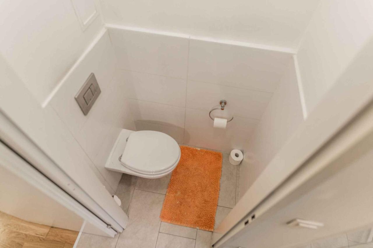 Flarent Economy Apartments Вена Экстерьер фото